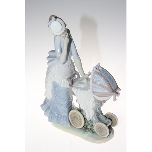 13 - Lladro 'Baby's Outing', 32cm. Condition: Good.