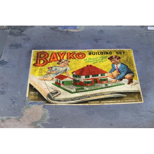 172 - 1950's Bayko Building Set