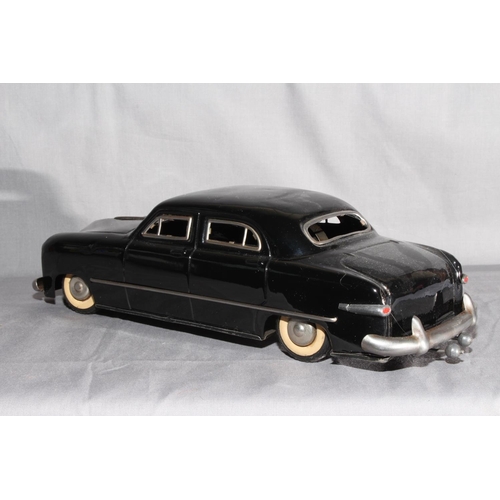 37 - Gunthermann US Zone Germany clockwork tinplate Ford Four Door Sedan.   Very Good unboxed, clockwork ... 