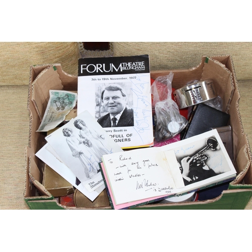 121 - Box of collectables including 1960s theatre star autographs (David Jacobs, Josef Lock, Terry Scott),... 