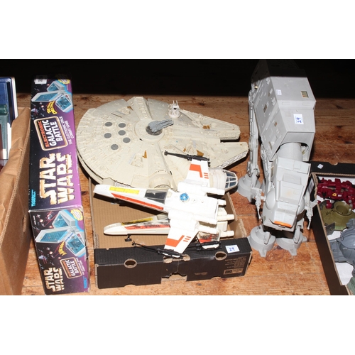 29 - Collection of Star Wars models.