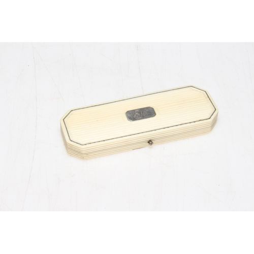 234 - Georgian ivory toothpick case with reeded body, 9cm across.