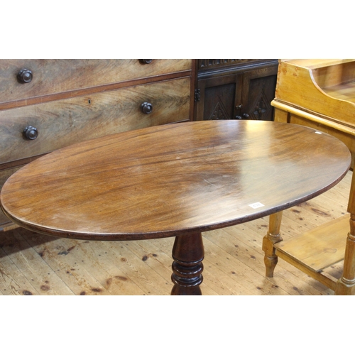 432 - 19th Century oval mahogany snap top supper table on pedestal tripod base, 73cm by 104cm by 63cm.