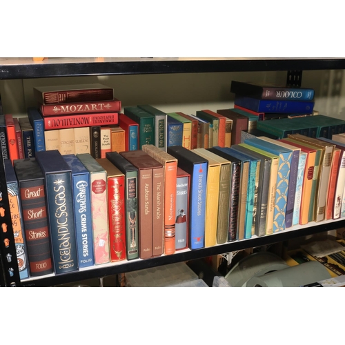 62 - Good collection of mostly boxed Folio Society books including Winston Churchill, Oscar Wilde, Shakes... 