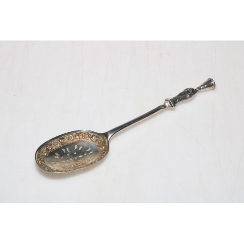 260 - George III silver apostle spoon with pierced bowl, London 1768, and early 18th Century rat tail dess... 