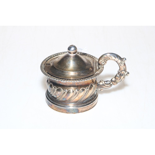 263 - George IV silver part fluted mustard pot by Thomas Diller, London 1826.