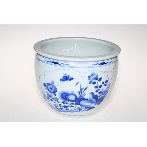 178 - Antique Chinese blue and white jardiniere decorated with dragon, vase, foliage and insects, 22.5cm d... 