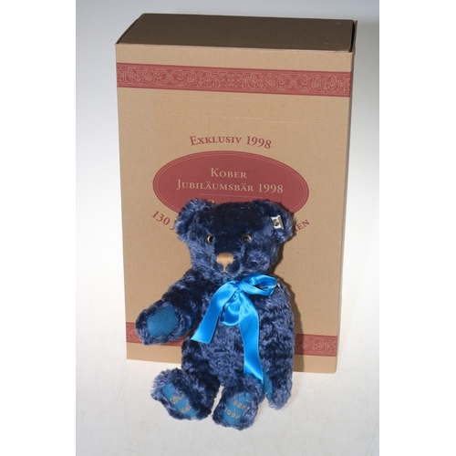 132 - Steiff limited edition 658013 German replica teddy bear with box.