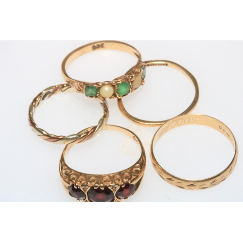 190 - Collection of five 9 carat gold rings.