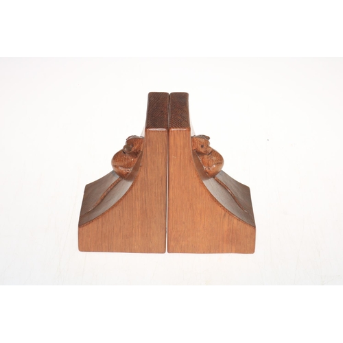 224 - Robert Thompson of Kilburn 'Mouseman' pair of oak book ends, 16cm.