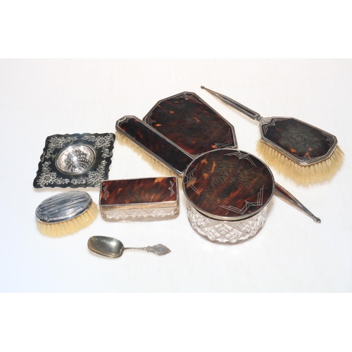 255 - Silver and tortoiseshell brush set with two toilet jars, Birmingham 1937/38, silver strainer, caddy ... 