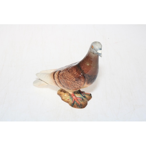 270 - Beswick pigeon 1383.