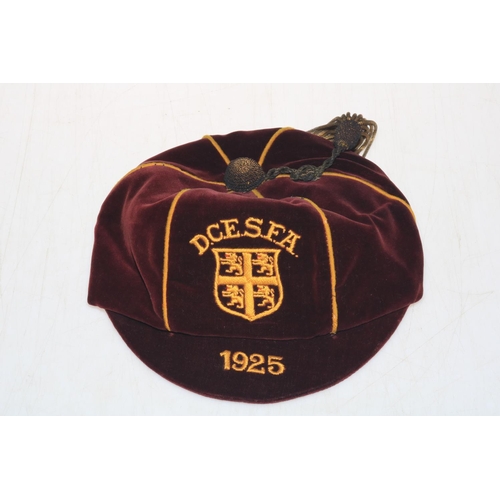 260 - 1925 Durham School sports cap.