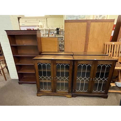 363 - Set of four two door leaded glazed bookcases and mahogany open bookcase (5).