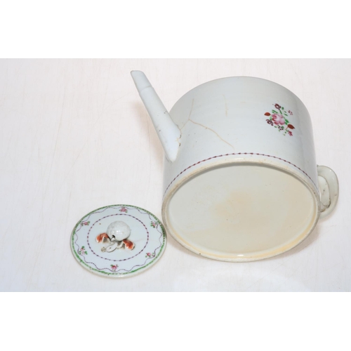 137 - Large 18th Century Chinese teapot decorated with floral design.