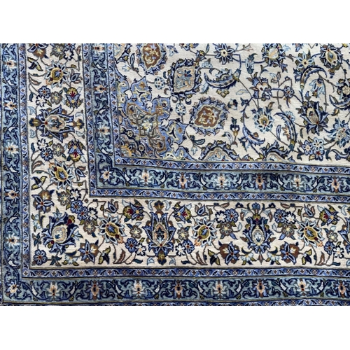 304 - Fine Mid 20th Century hand knotted Persian Kashan carpet 3.73 by 2.95.