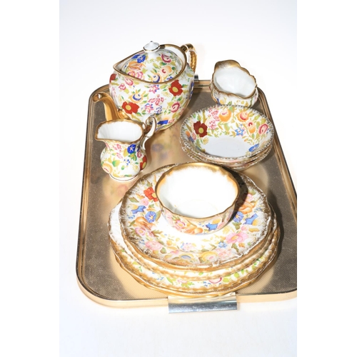 55 - Hammersley Queen Anne tableware including teapot, sugar, cream, plates and bowls (14).