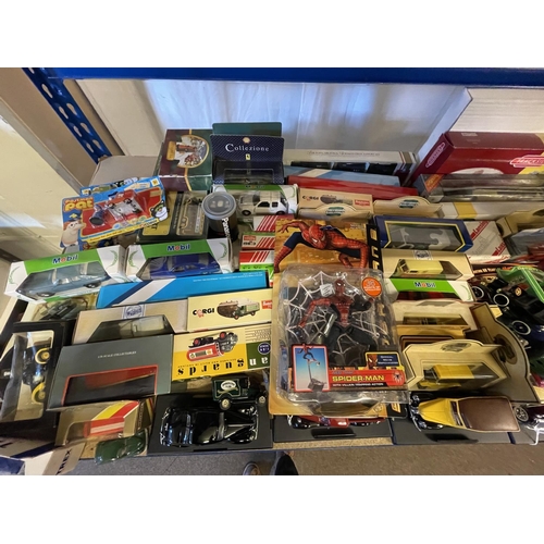 83 - A good collection of Diecast toy cars including Vanguards, Matchbox, Corgi, etc, together with Spide... 