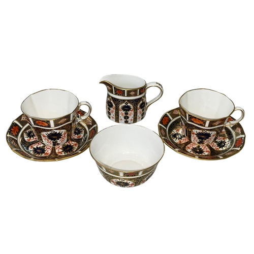 264 - Royal Crown Derby Imari 25 piece tea set.