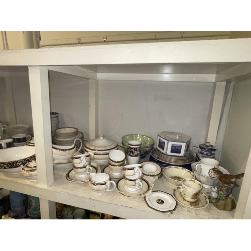 110 - Large collection of tablewares including Denby Midnight, Hornsea Cornrose and Fleur, Wedgwood Cornuc... 