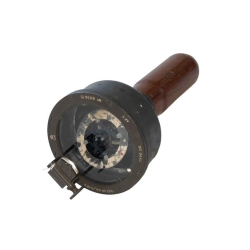 241 - WWII flying boat observers compass, AM type 06.