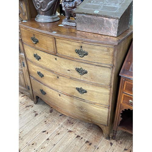 369 - Georgian mahogany bow front chest of two short above three long graduated drawers on splayed legs, 1... 