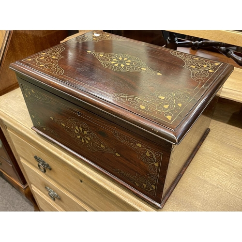 96 - Brass inlaid rosewood jewellery box, blue and white Chinese fish bowl and circular table top display... 