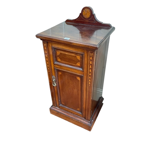 Lot 392       