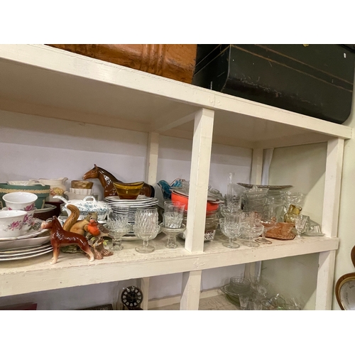 89 - Collection of decorative porcelain, glasses, figurines, etc.