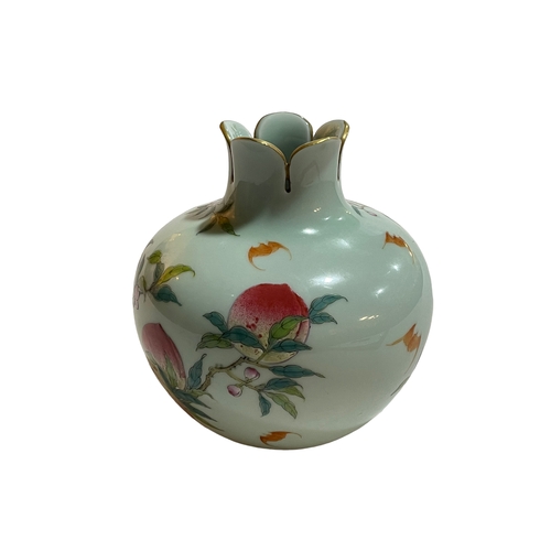 149 - Chinese pomegranate shaped and decorated vase, Quinlong mark to base, 15cm.