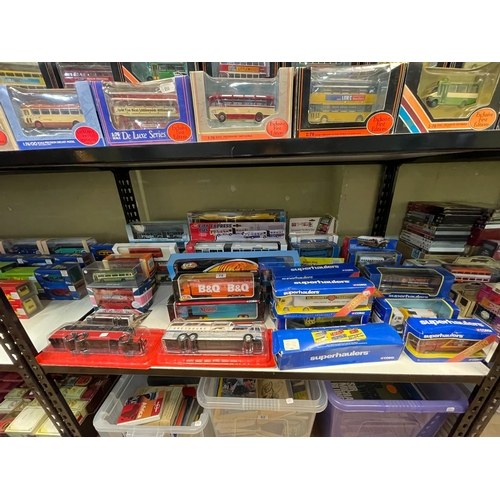 75 - Over 40 boxed mostly 1:76 Diecast Omnibuses by Corgi, Dickie, Husky and others.