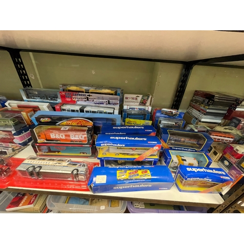 75 - Over 40 boxed mostly 1:76 Diecast Omnibuses by Corgi, Dickie, Husky and others.