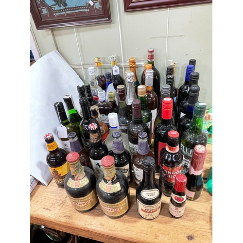 60 - Collection of spirits, wine, beer etc including Campari, Gordon's Gin, Bergarac 2016, approximately ... 