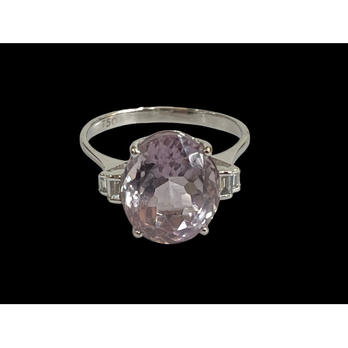 178 - Kunzite and diamond 18 carat white gold ring, size S.