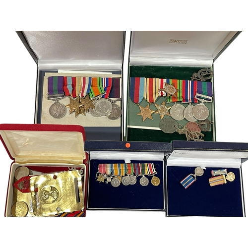 101 - A good collection of mainly GB WWI and WWII medals inc: Malaya medal, awarded to Major C. Pope RE an... 