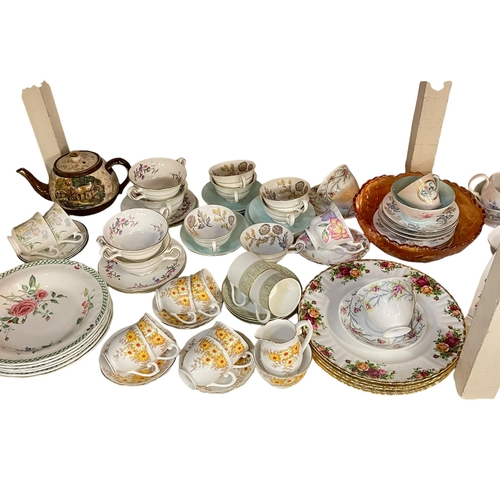 81 - Collection of decorative tea china including Wedgwood and Royal Albert, Masons Mandalay clock, Doult... 