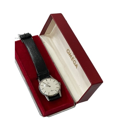 236 - Gents Omega mechanical wristwatch in stainless steel case.