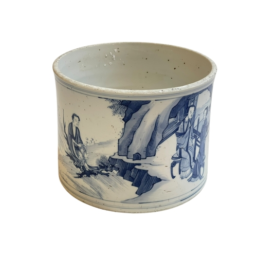 168 - Large Chinese blue and white brush pot, 20cm diameter, 16cm high.