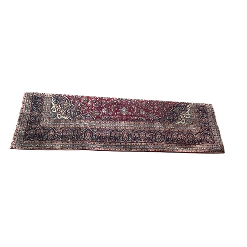 318 - Hand knotted Persian Kashan carpet 3.98 by 3.05.