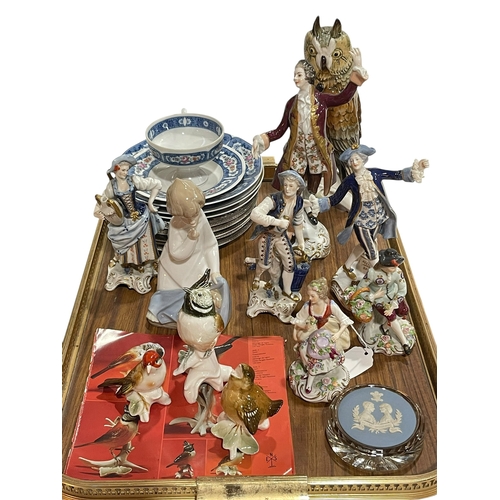 7 - Tray lot with Continental porcelain figures and birds, Lladro figure, china, etc.