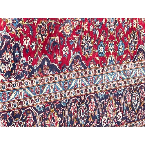 280 - Fine hand knotted Persian Keshan carpet 4.00 by 3.00.