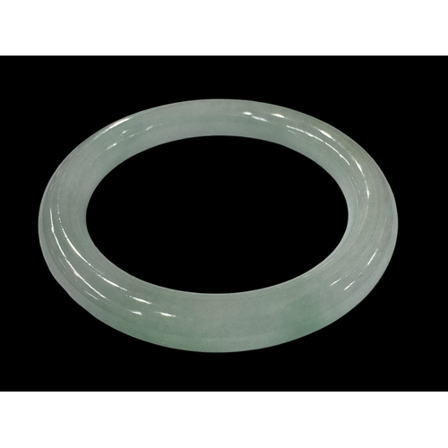 193 - Chinese jade bangle.