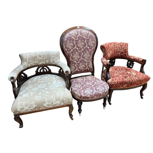 326 - Victorian mahogany spoon back nursing chair and two late Victorian tub armchairs (3).