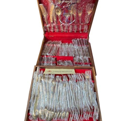 113 - Canteen of nickel bronze cutlery.