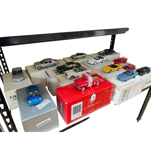 67 - Collection of fourteen Franklin Mint models of late 20th Century motor vehicles including Lamborghin... 