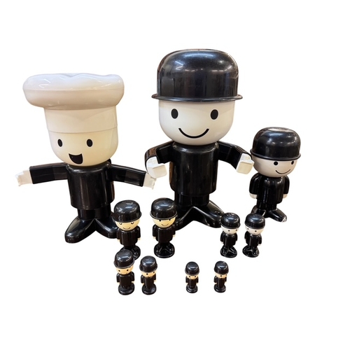 90 - Assorted teawares, Homepride kitchen accessories, large glass paperweight and Shorter & Sons part fi... 