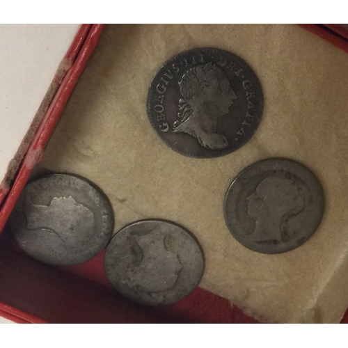 186 - A 1762 silver Maundy coin. Est. £10 - £20.