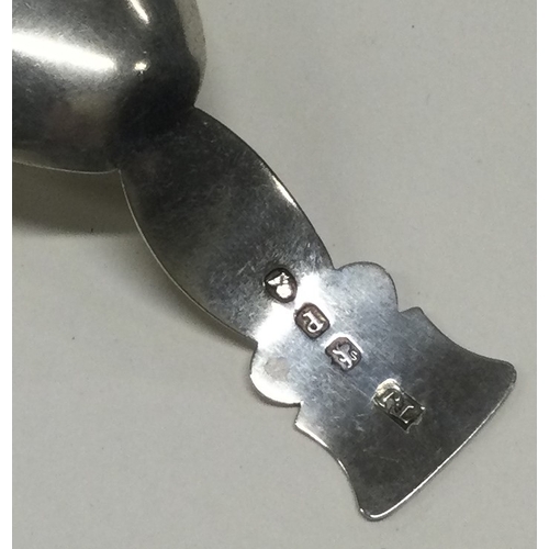 64 - A George III silver caddy spoon. London 1810. By Thomas Johnson. Approx. 14 grams. Est. £50 - £80.