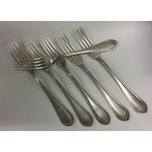 42 - A heavy set of six 800 standard silver forks. Approx. 360 grams. Est. £180 - £220.