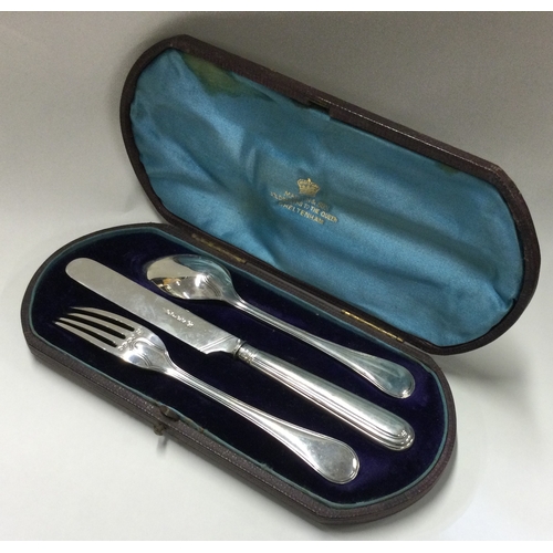 154 - A good Victorian silver christening knife and spoon. Sheffield 1875. By MH&Co. Approx. 80 grams. Est... 